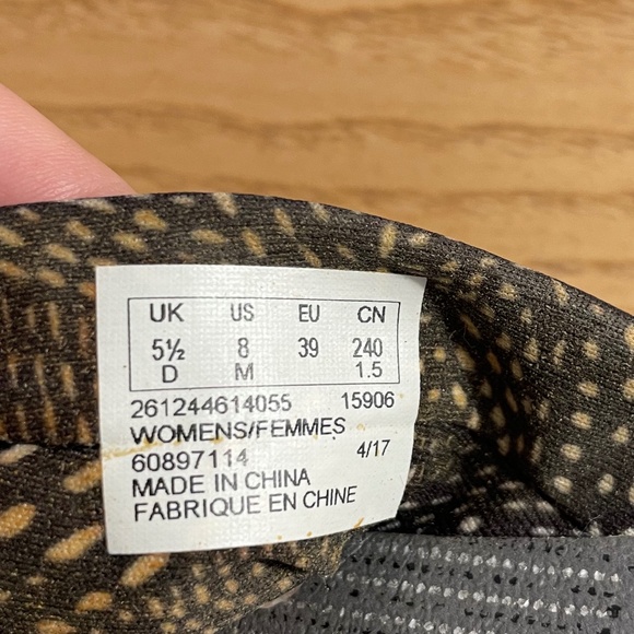 Clarks Cloudstepper Sandal Aria Glison Flip Flop Women 8 Navy Polka Dots Slide - Picture 8 of 8